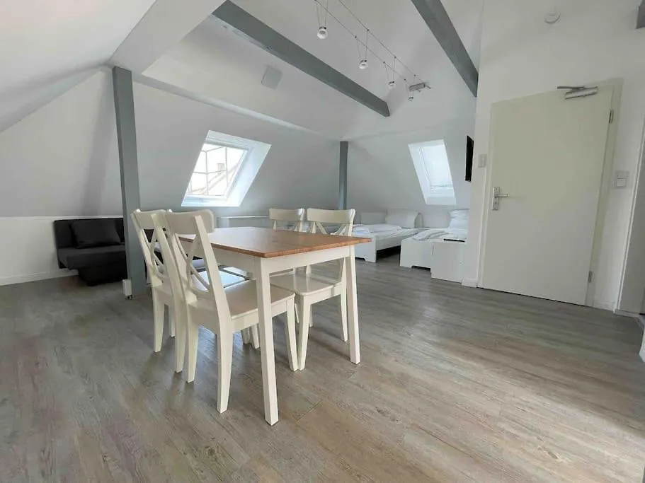 Sad233 - Gemuetliche Monteurwohnung Uebergangswohnung Schwandorf in Bayern